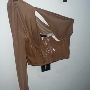 Pretty little thing top